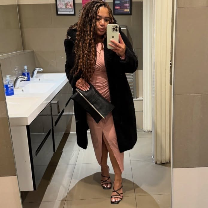 Post 6 by Rochelle Harriott on Instagram (image)