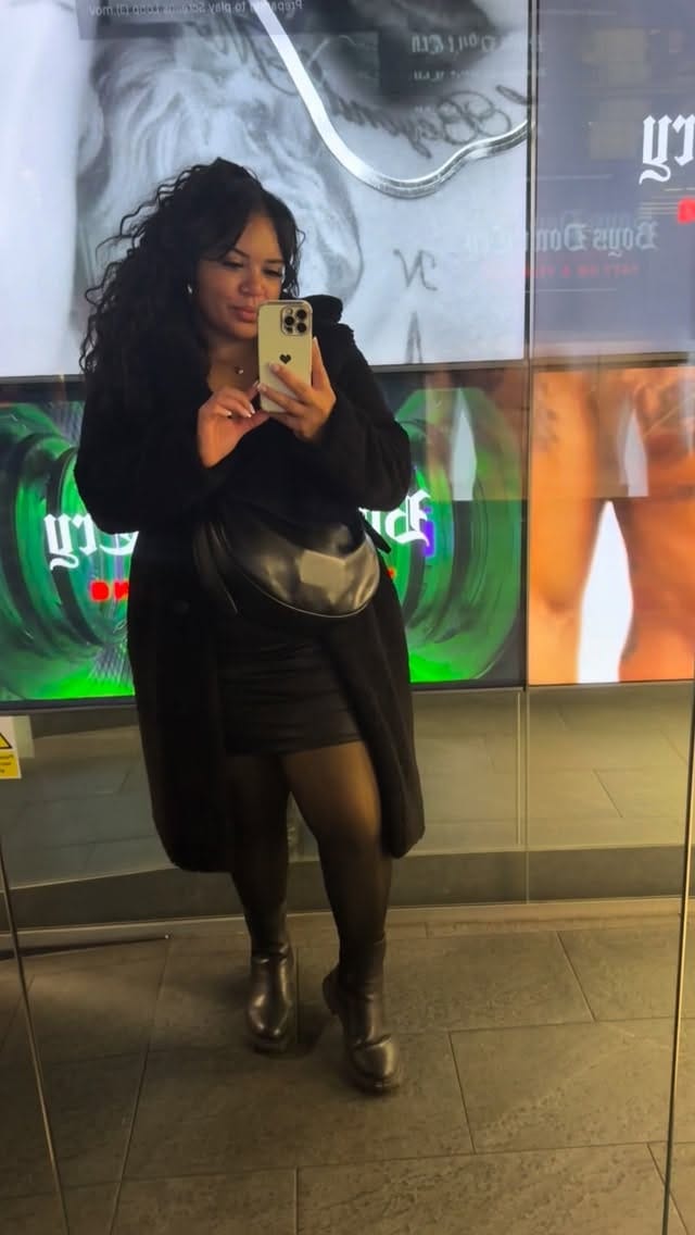 Post 2 by Rochelle Harriott on Instagram (video)