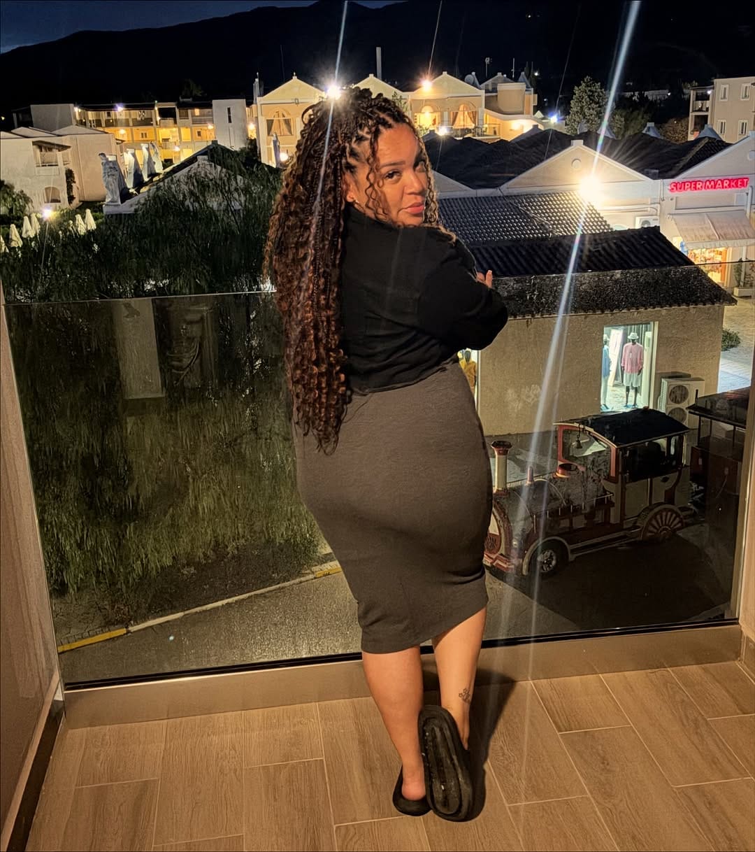 Post 4 by Rochelle Harriott on Instagram (carousel)