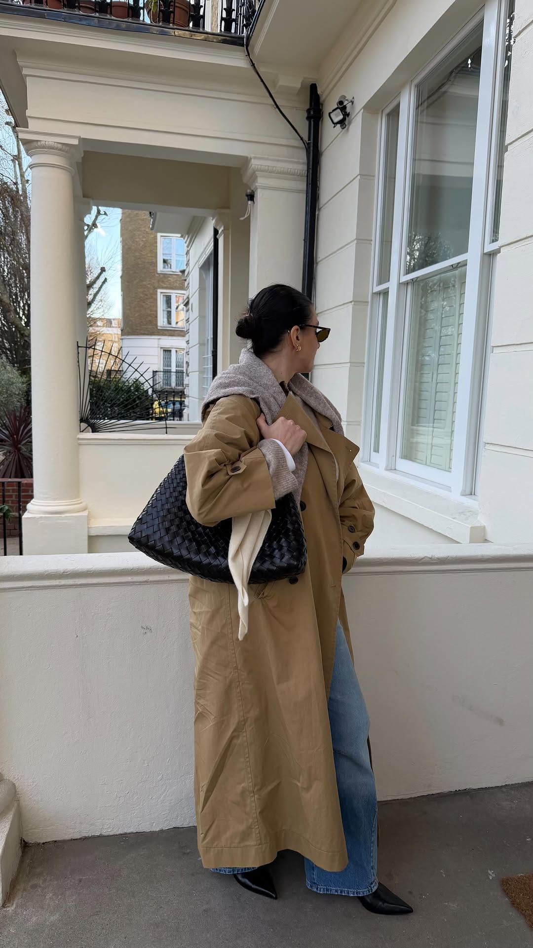 Post 7 by JOSILDA | OUTFIT INSPO on Instagram (video)