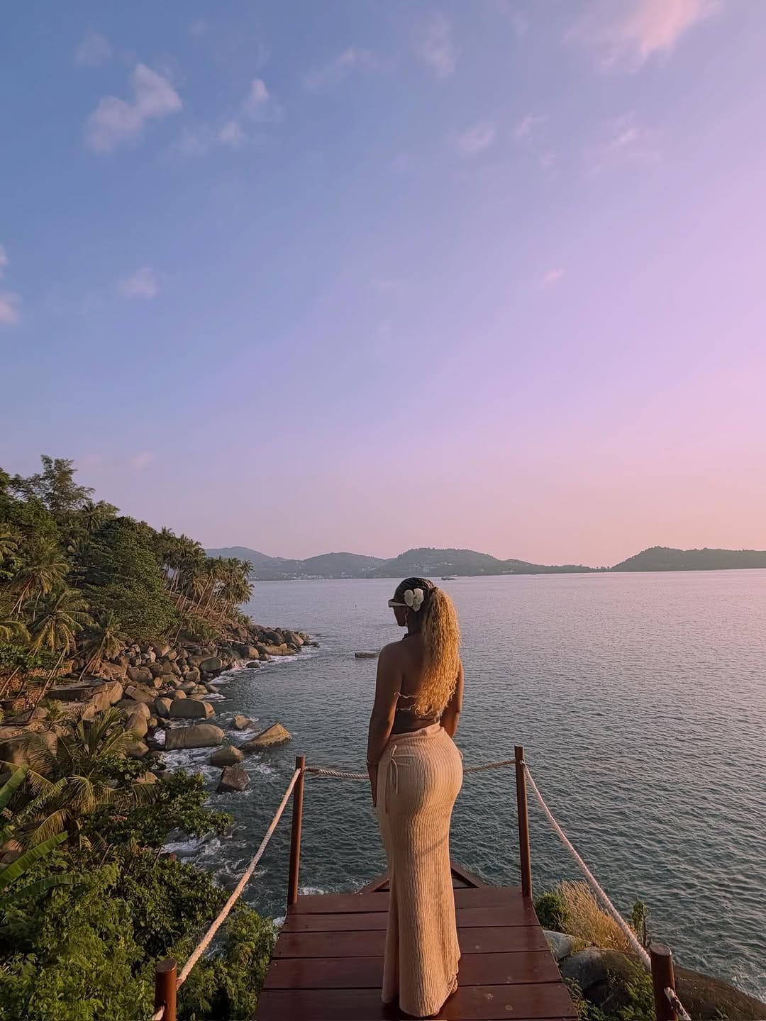 Post 4 by 𝗝𝗔𝗛𝗔𝗡𝗡𝗘 𝗩𝗜𝗡𝗖𝗘𝗡𝗧 on Instagram (carousel)