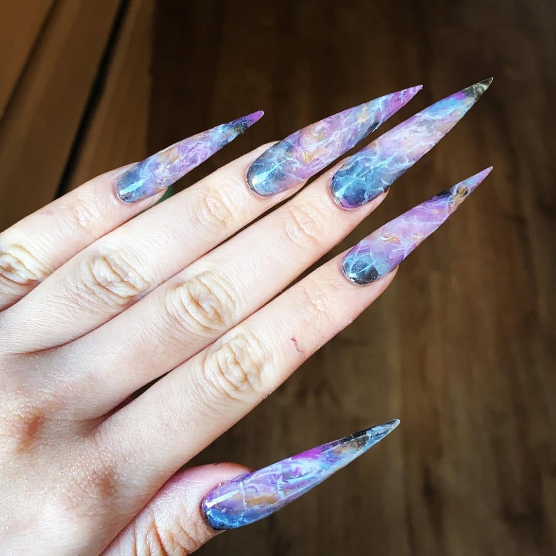 Post 5 by Chi Chi Channel on Instagram (image)