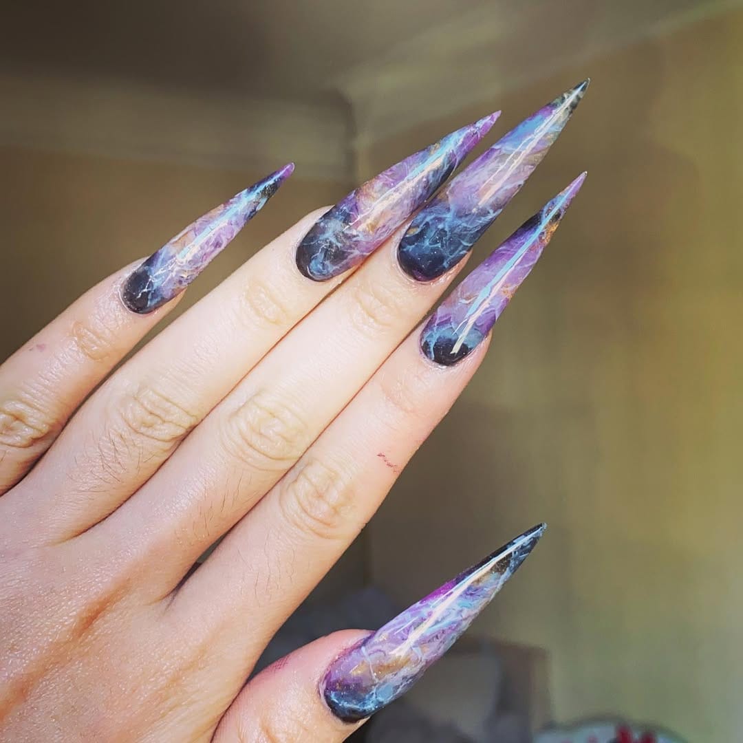 Post 9 by Chi Chi Channel on Instagram (image)