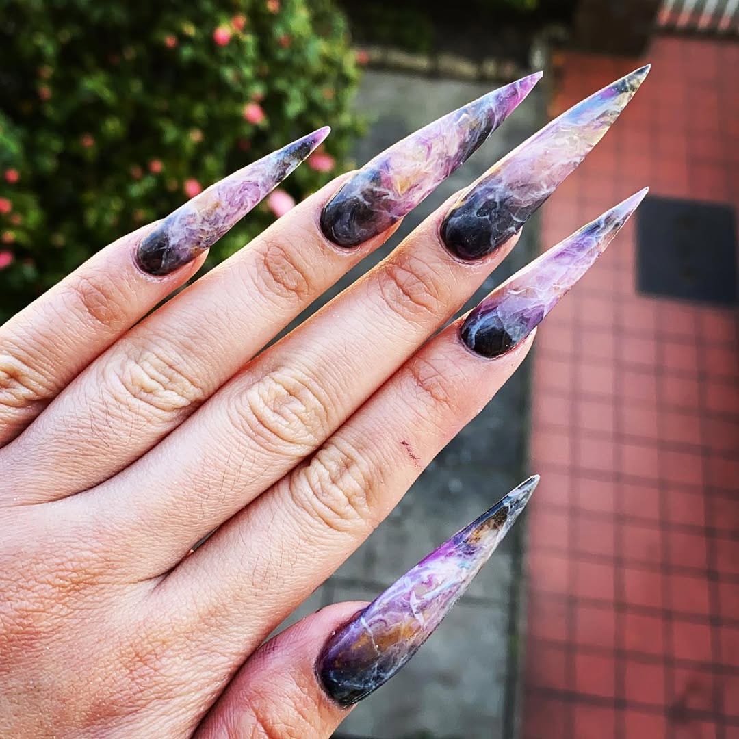 Post 4 by Chi Chi Channel on Instagram (image)