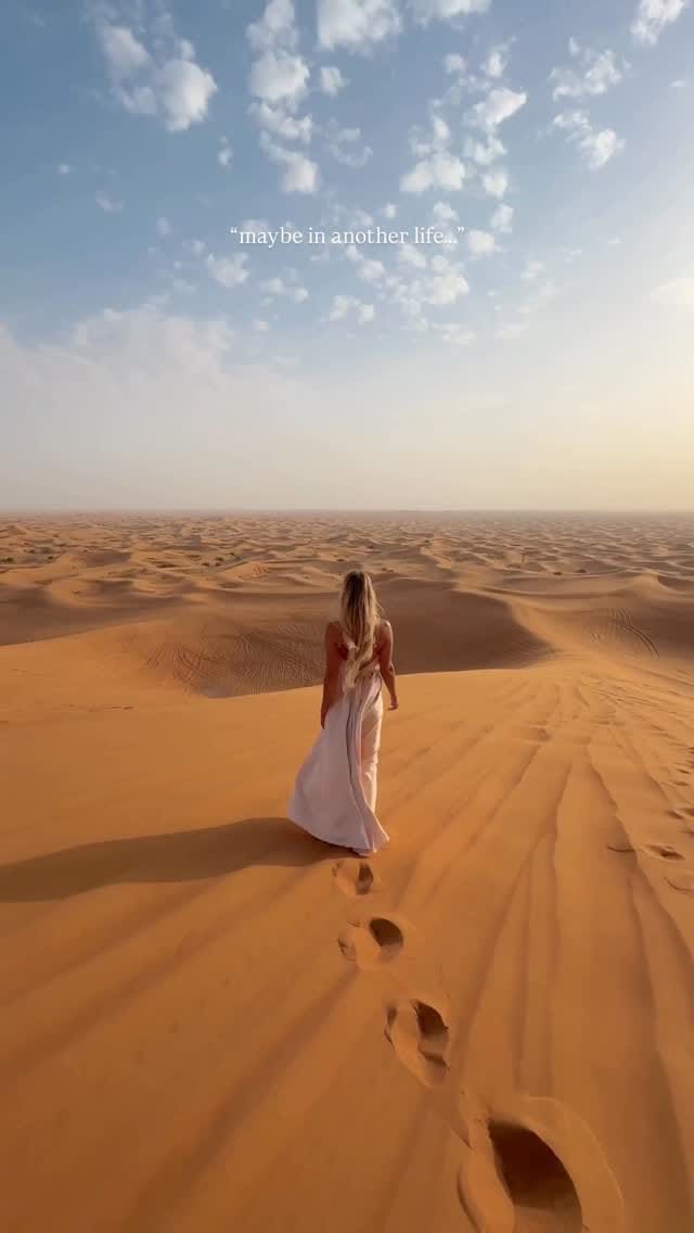 Post 1 by Aggie Smycz 💗|  travel & lifestyle ✈️ 💫 on Instagram (video)