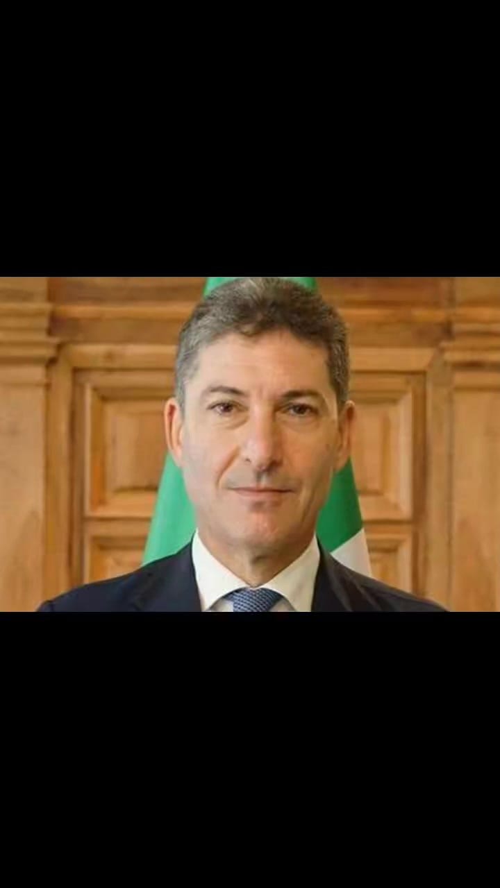 Post 7 by Roberto Tamagnini on Instagram (video)
