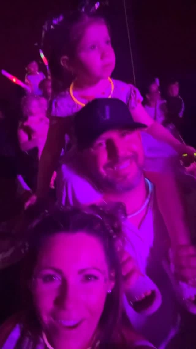 Post 3 by Michael Vincent on Instagram (video)