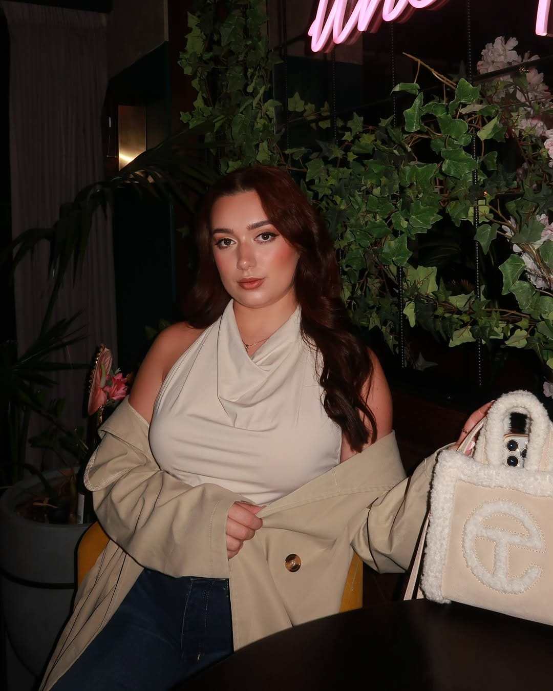 Post 9 by Olivia Hall on Instagram (image)