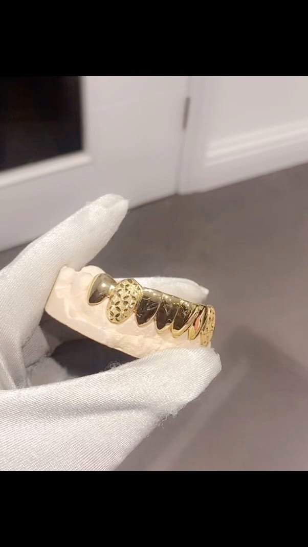 Post 9 by Grillz By The Tooth Fairy on Instagram (video)