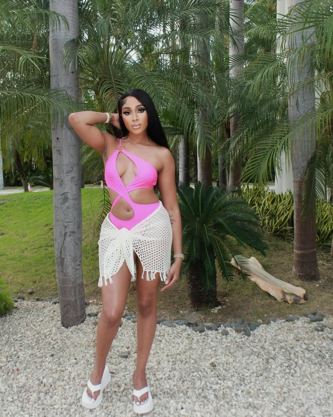Post 9 by YouTube Jonisha London 🇯🇲 on Instagram (carousel)