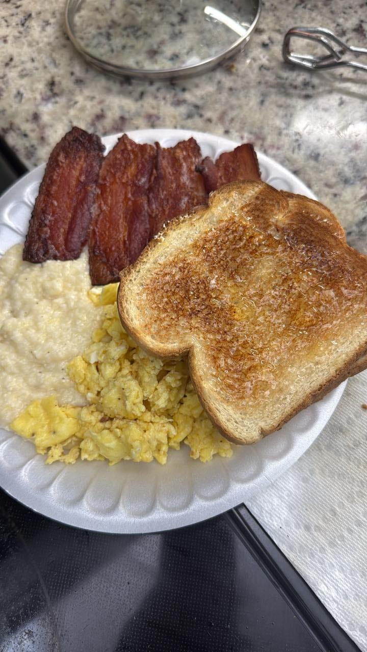 Post 2 by Banks Raven on Instagram (image)