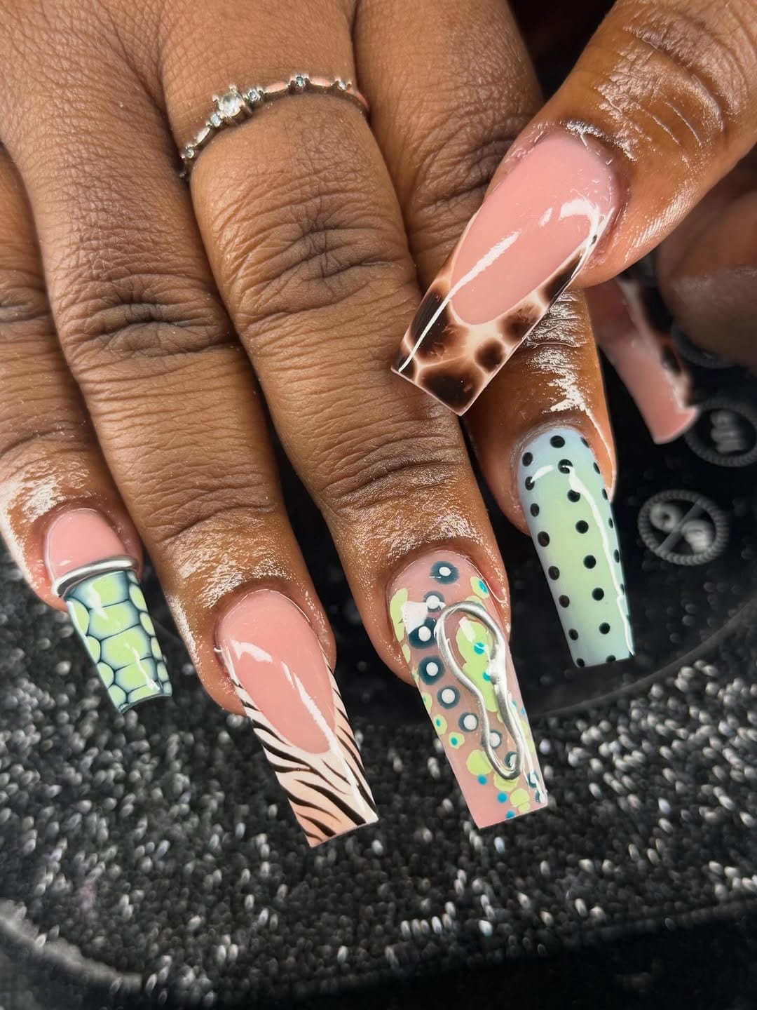 Post 5 by ExquisiteNails on Instagram (carousel)