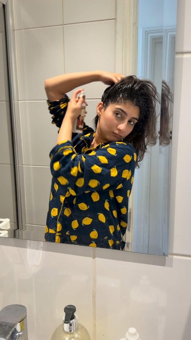 Post 2 by Anushae Tariq on Instagram (video)