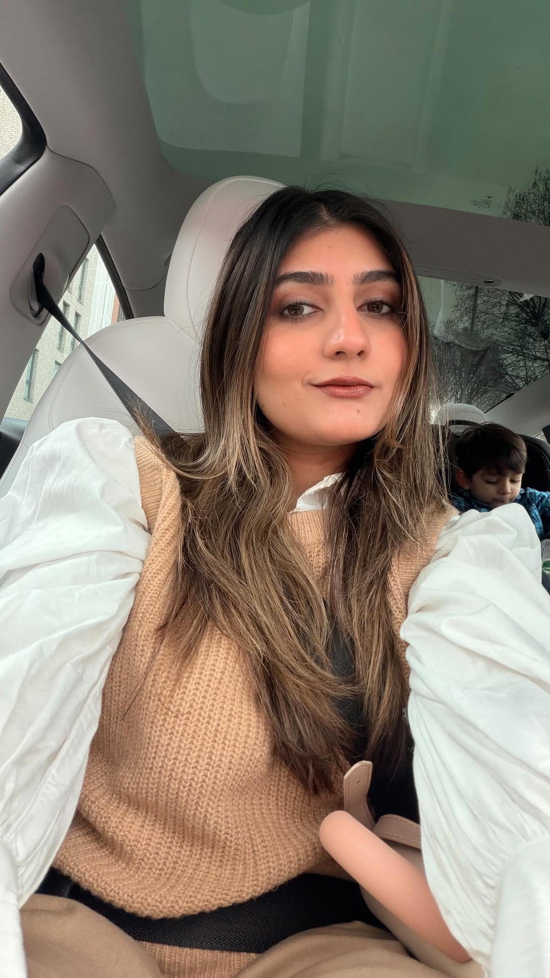 Post 6 by Anushae Tariq on Instagram (video)