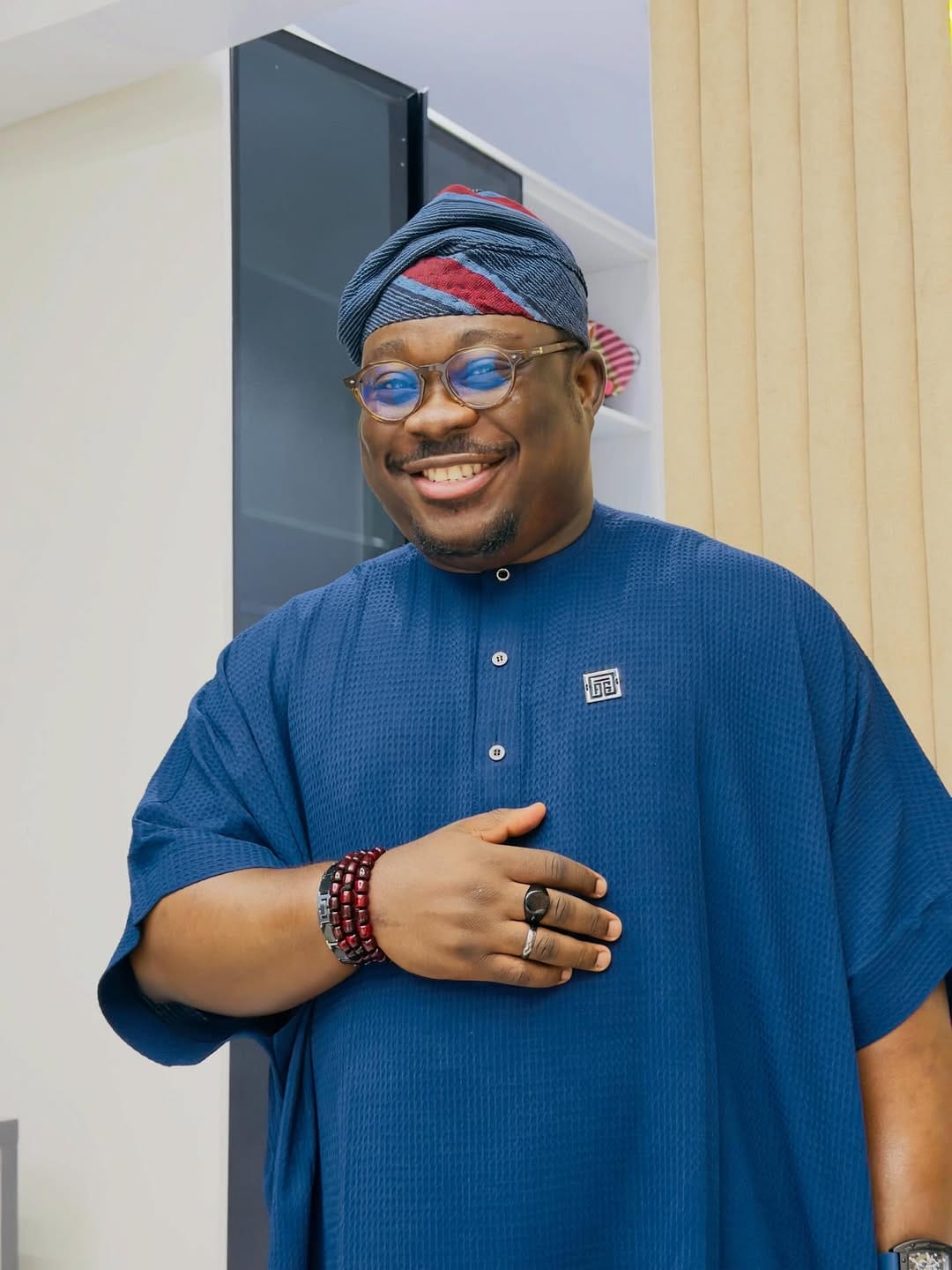 Post 1 by Gideon Olanrewaju -  Award Winning Entrepreneur on Instagram (carousel)