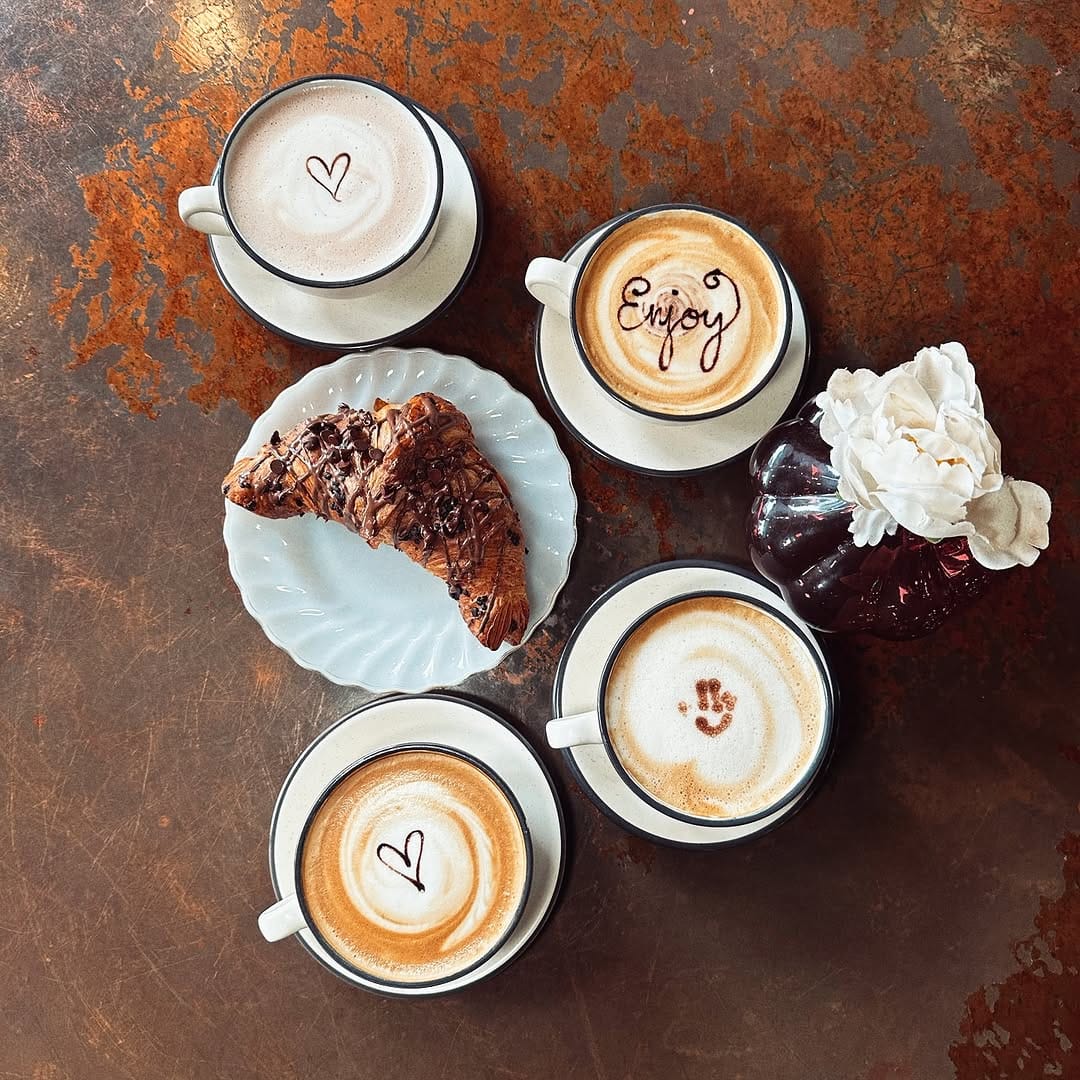 Post 10 by Allie on Instagram (image)
