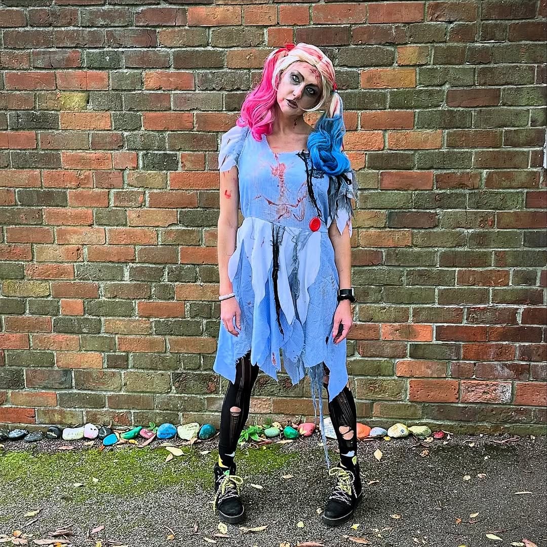 Post 6 by Sophie Alexandra Keys on Instagram (image)