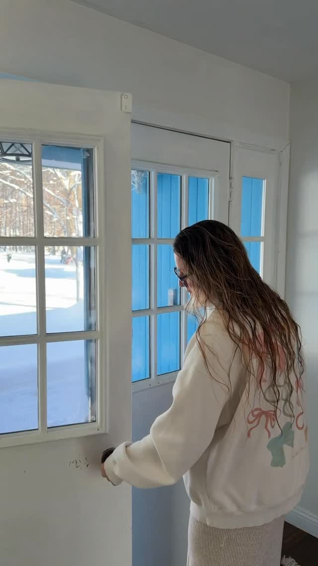 Post 6 by Jess Kent on Instagram (video)