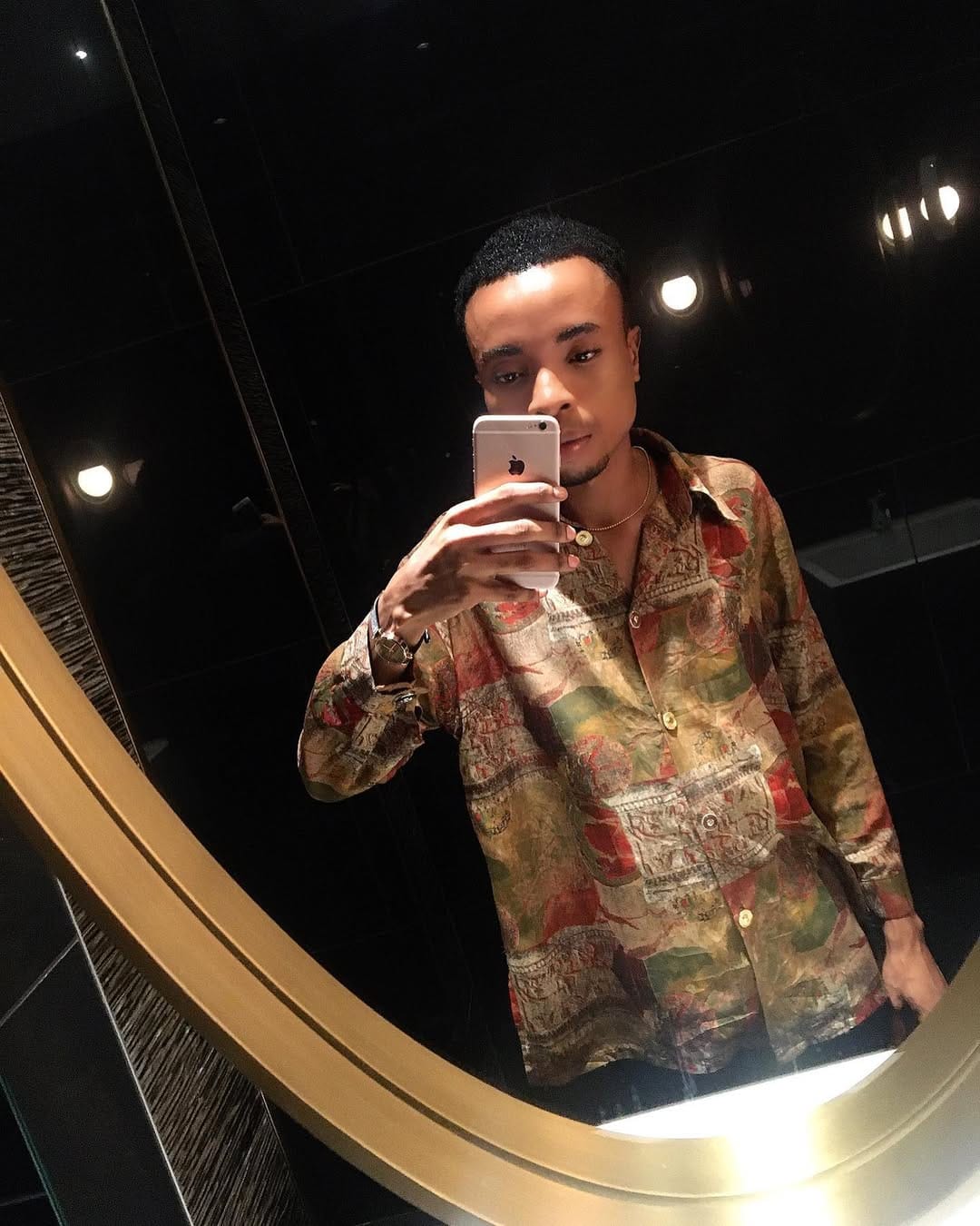 Post 6 by Charles on Instagram (carousel)