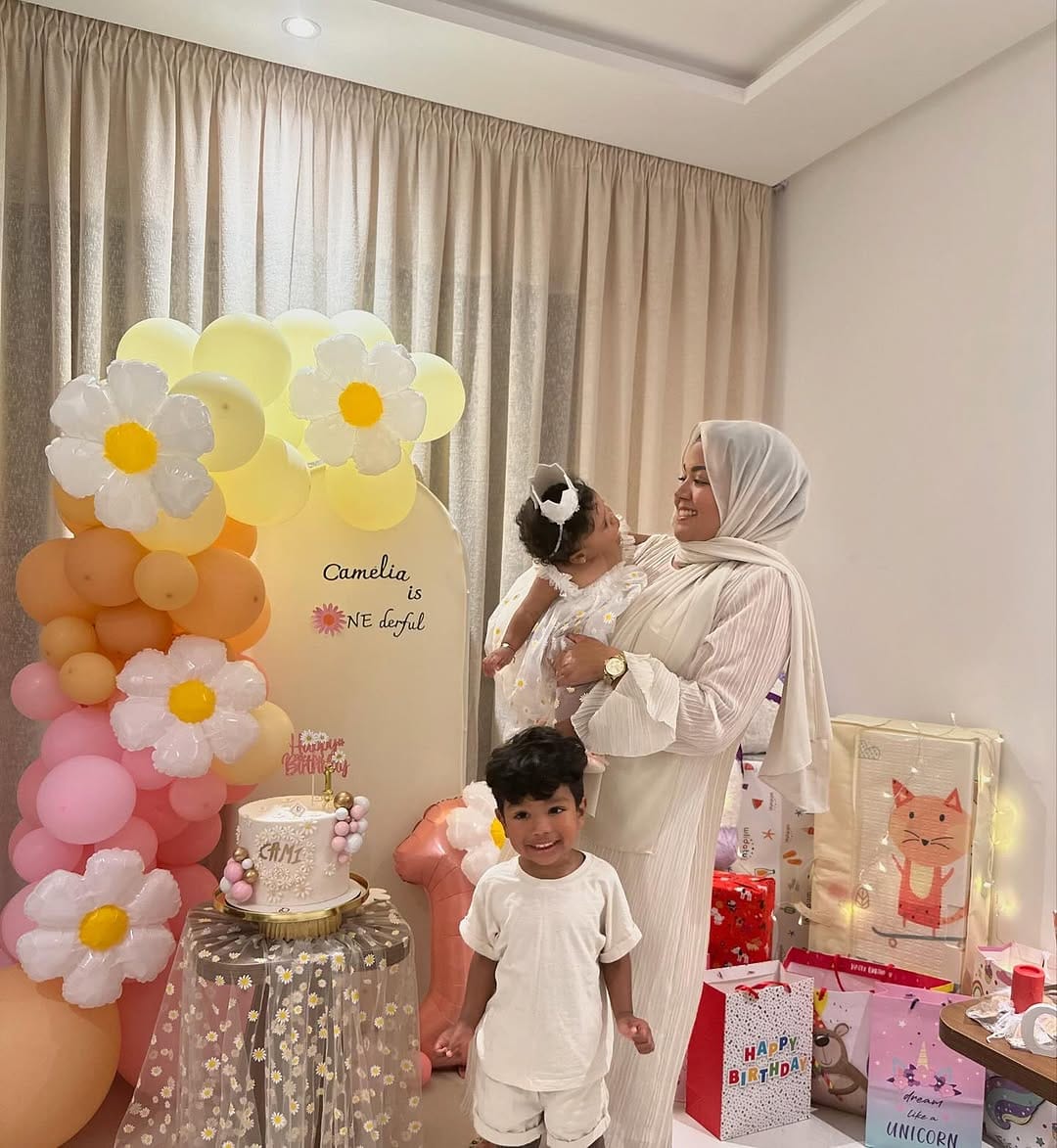 Post 2 by MODEST FASHION INSPIRATION 🧕 on Instagram (carousel)