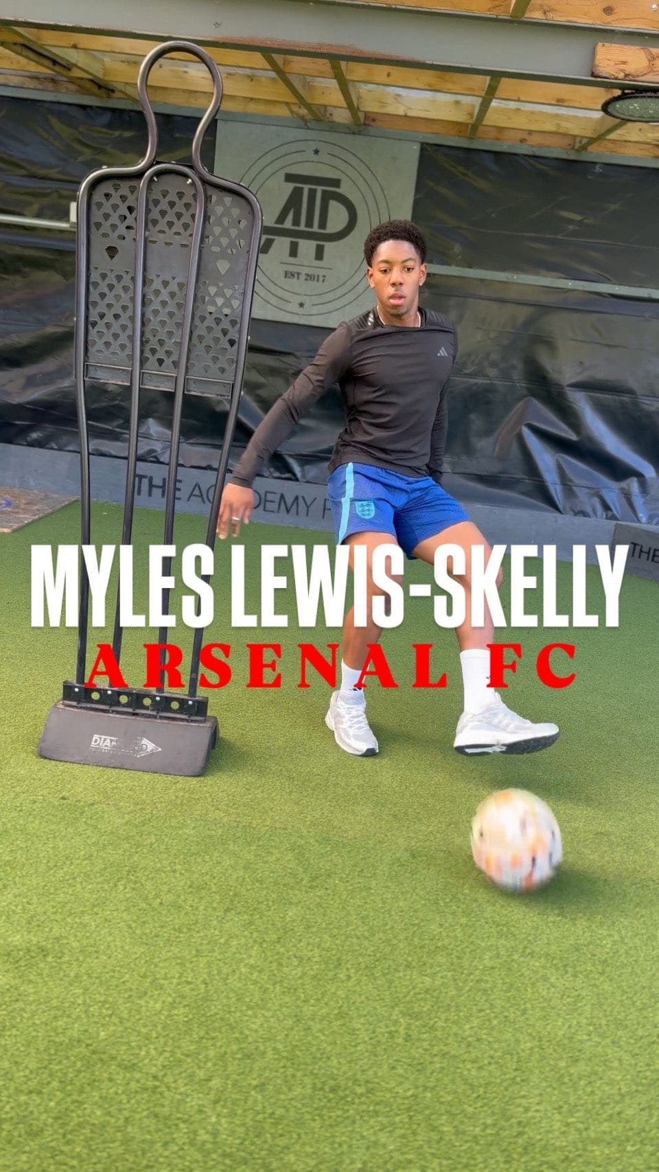 Post 9 by The Academy Player ® on Instagram (video)