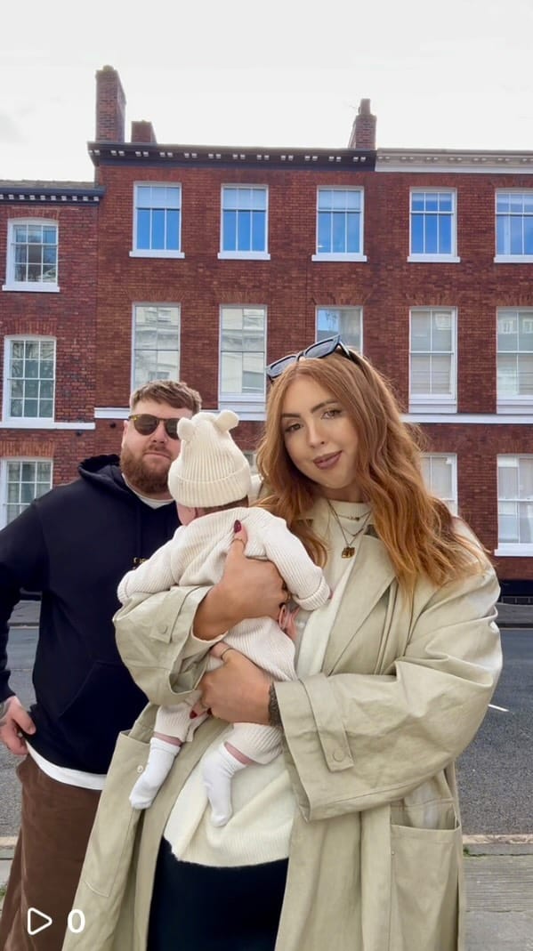 Post 9 by C H L O E on Instagram (video)
