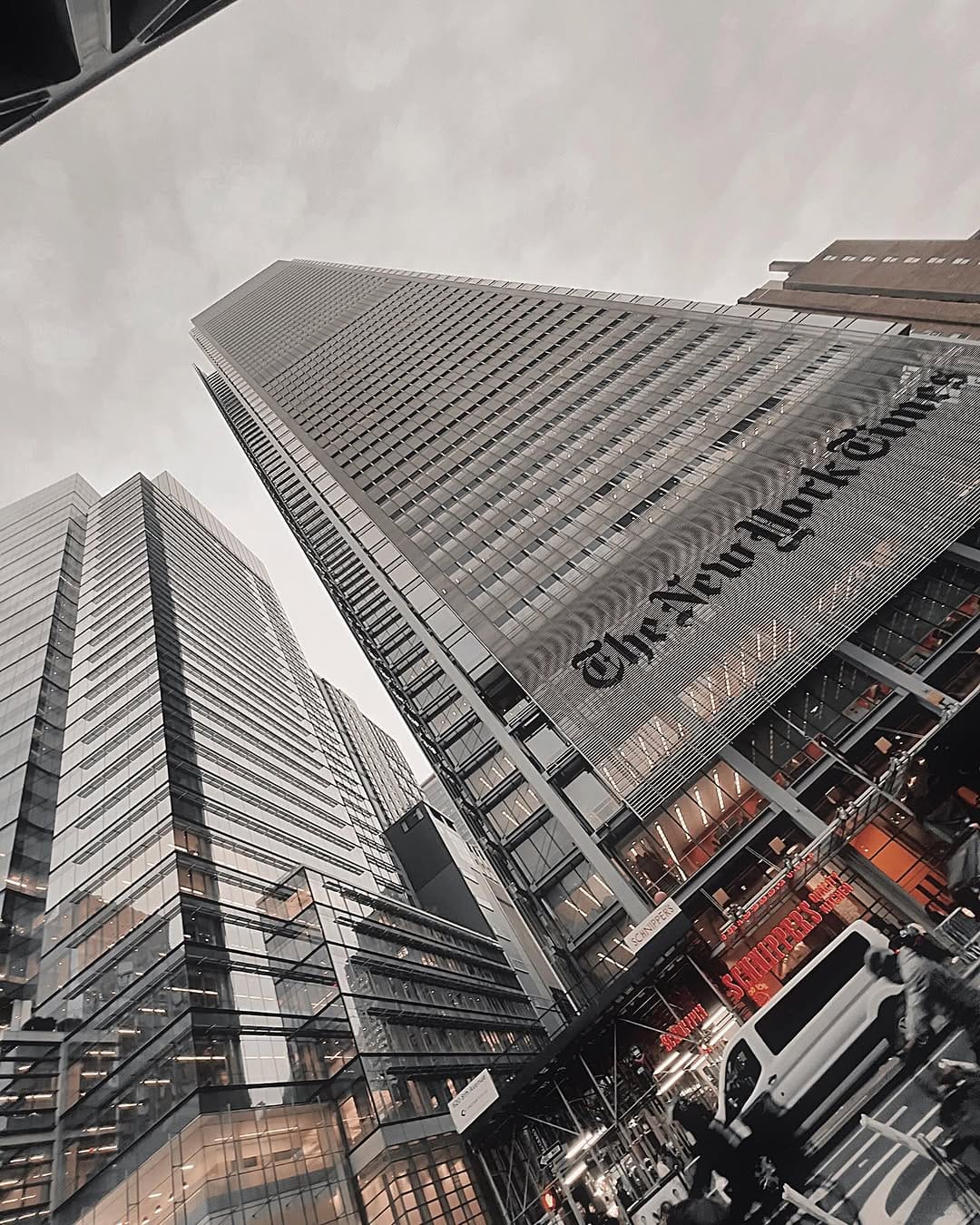 Post 3 by Uk Destination Photographer Seyiturbo™️ on Instagram (carousel)
