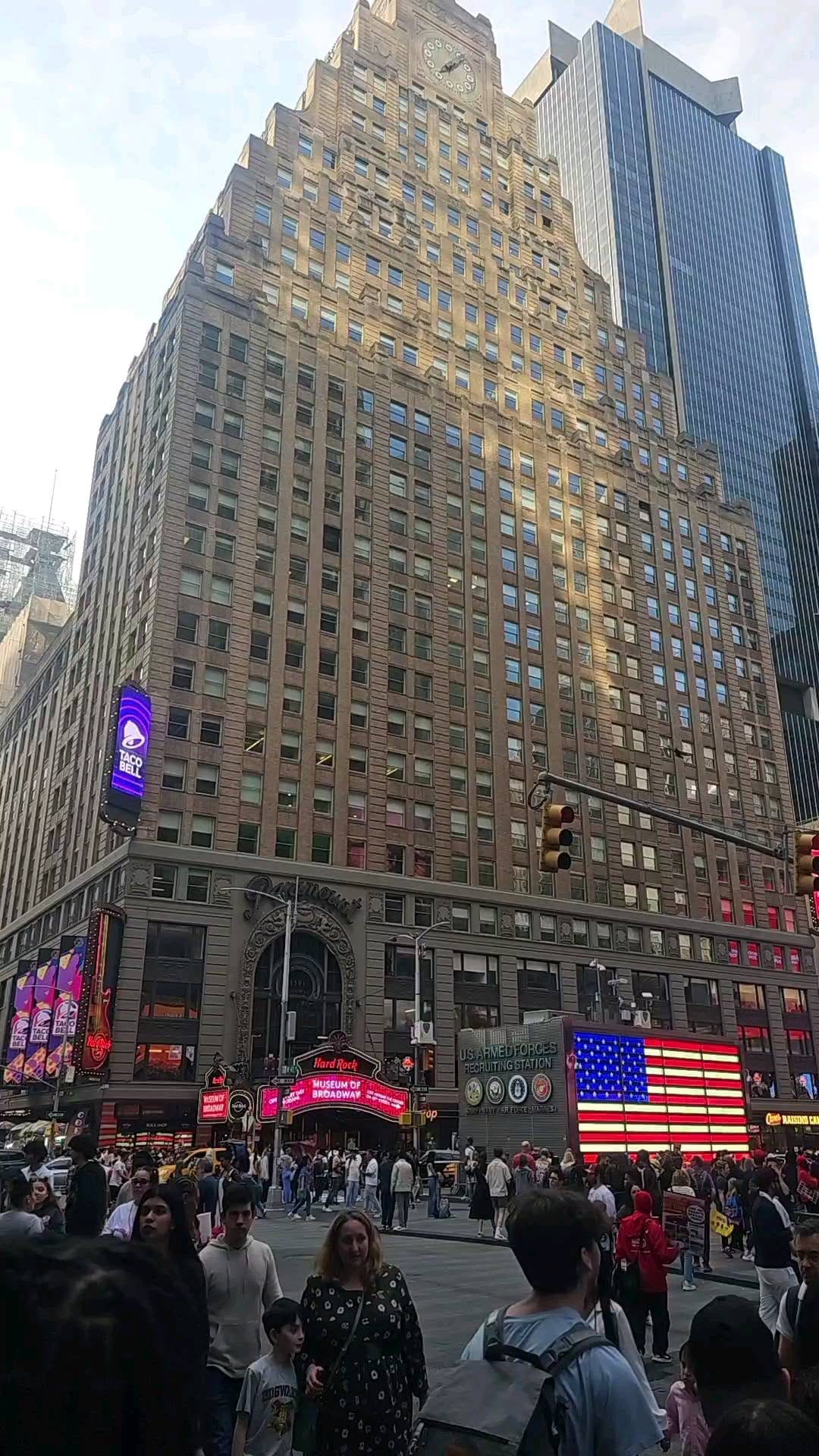 Post 6 by Uk Destination Photographer Seyiturbo™️ on Instagram (video)