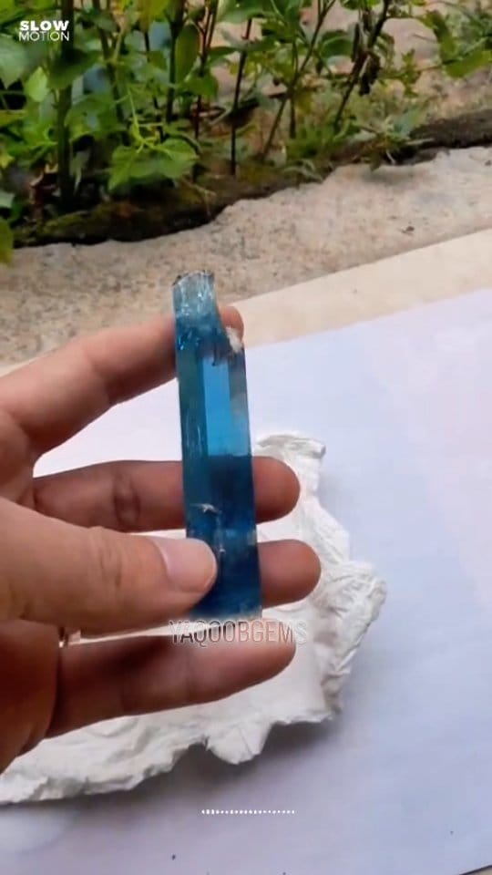 Post 10 by Yaqoob Gems on Instagram (video)
