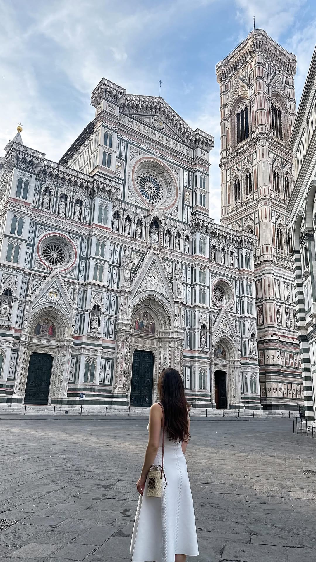 Post 8 by SALI | Content Creator on Instagram (video)
