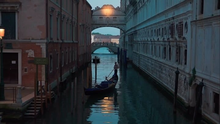 Post 4 by Bright Moments on Instagram (video)