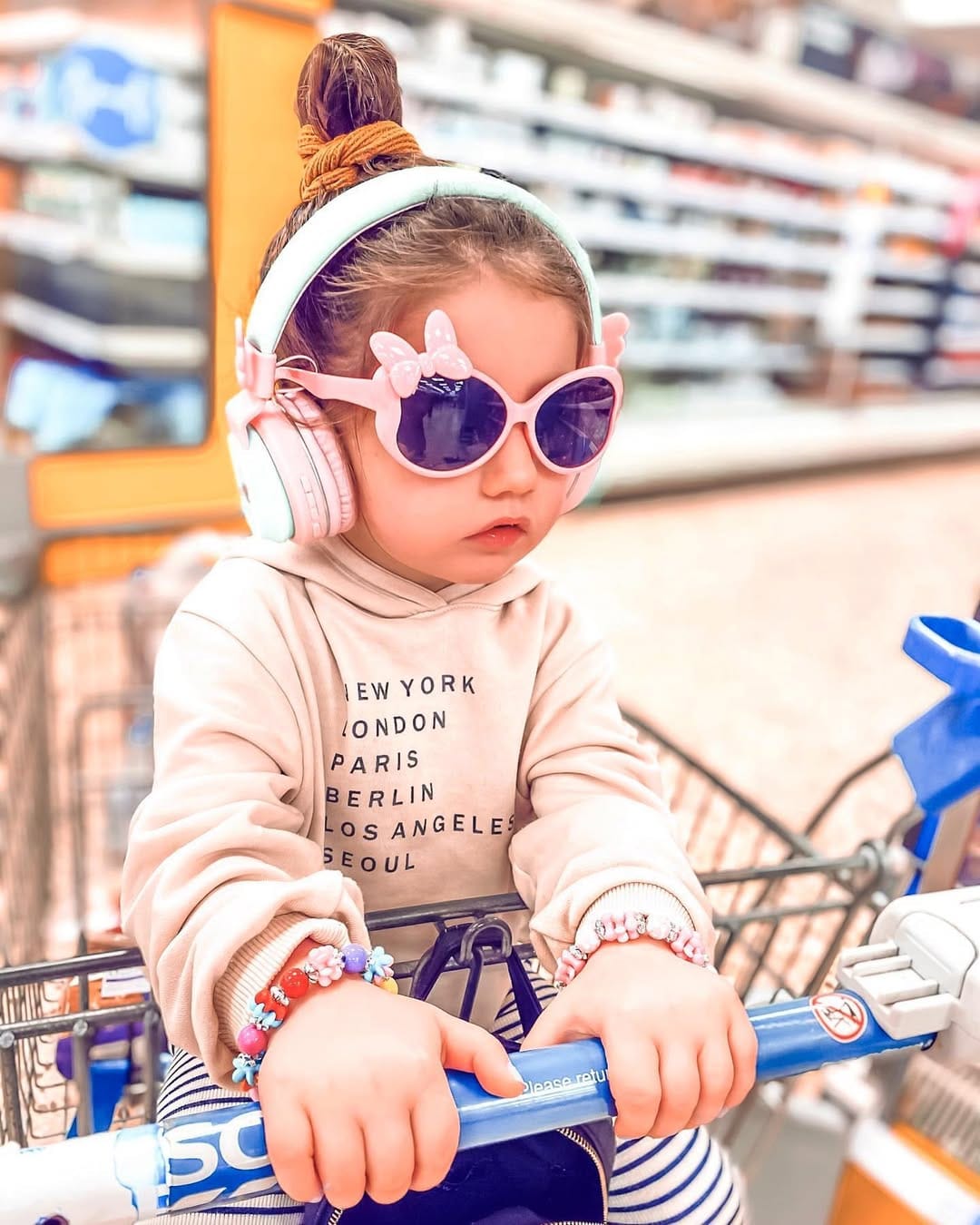 Post 6 by Jordan & Hadley Mila on Instagram (image)