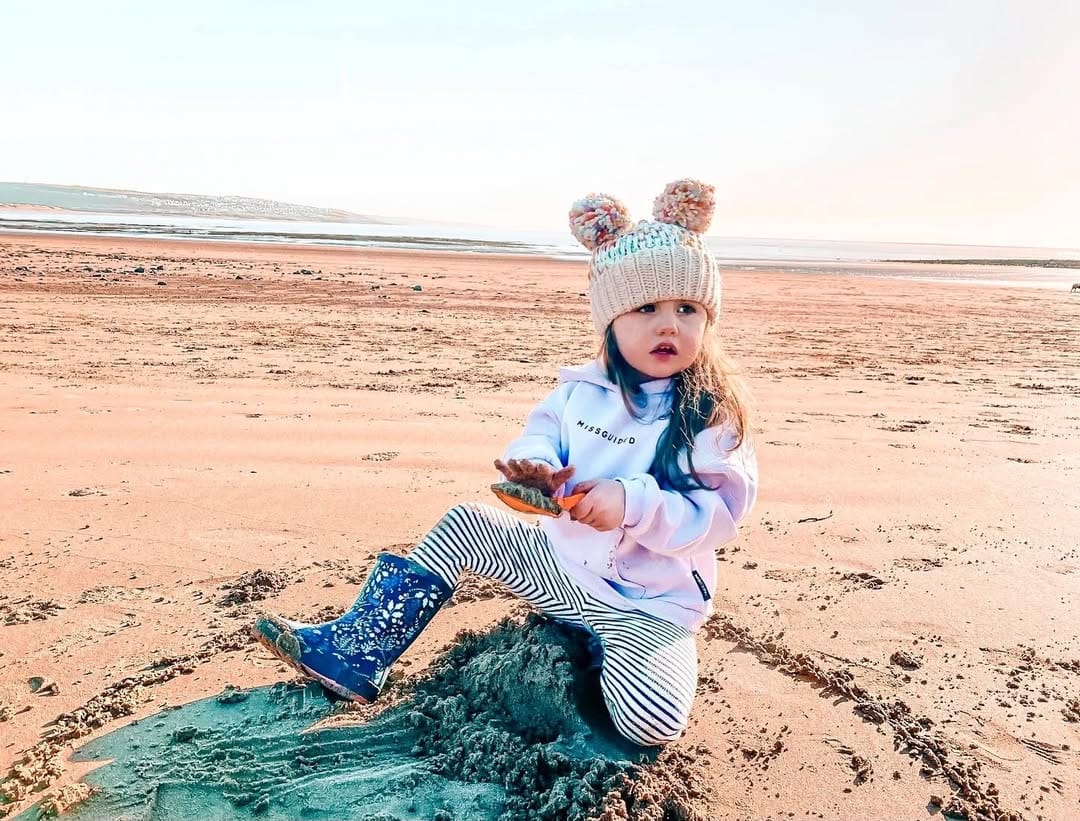 Post 10 by Jordan & Hadley Mila on Instagram (carousel)