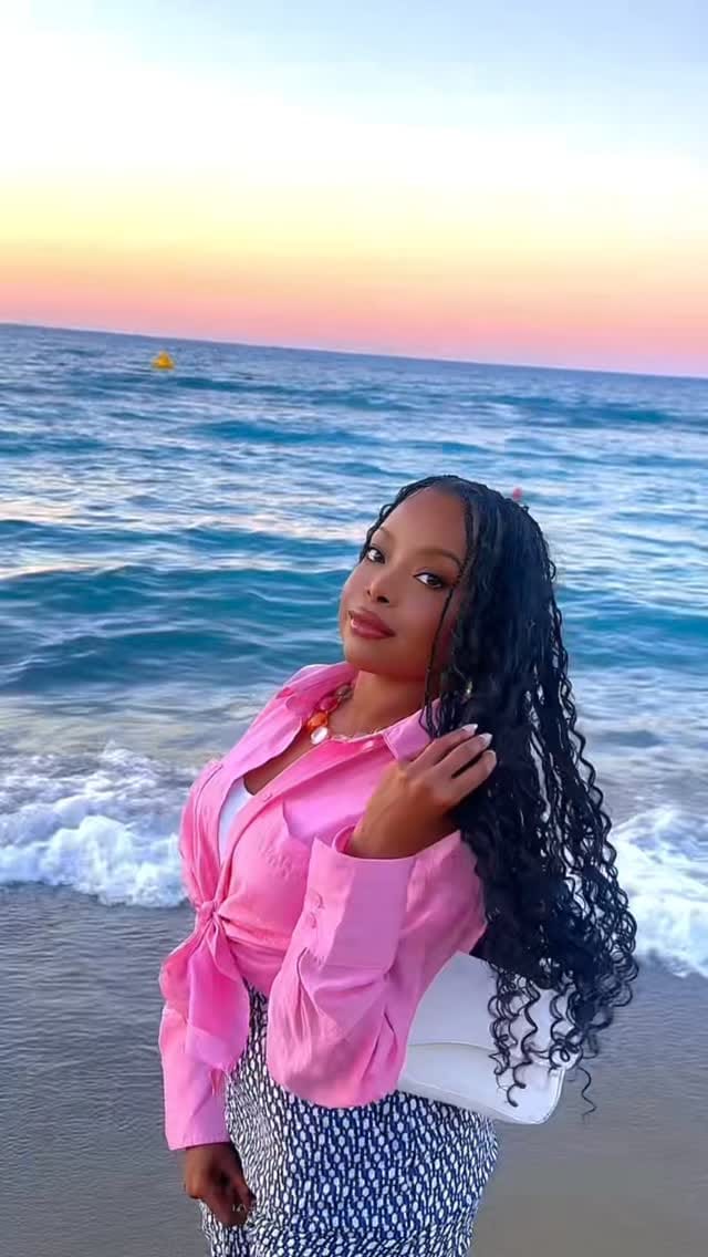 Post 10 by Madina kurdi on Instagram (video)