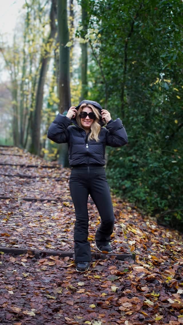 Post 3 by Caroline Smith on Instagram (video)