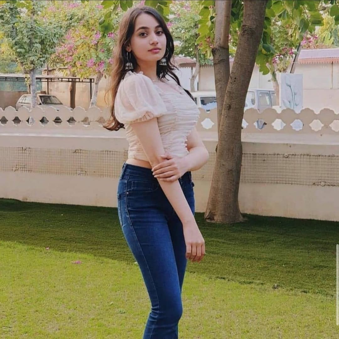 Post 9 by ✨Tanisha Mukherjee✨ on Instagram (image)