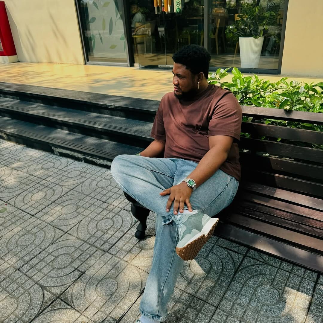 Post 6 by $BB 💡 on Instagram (carousel)