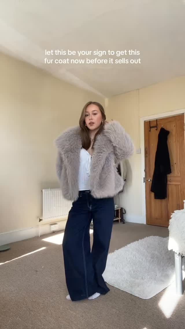 Post 8 by Amelia Moreton on Instagram (video)
