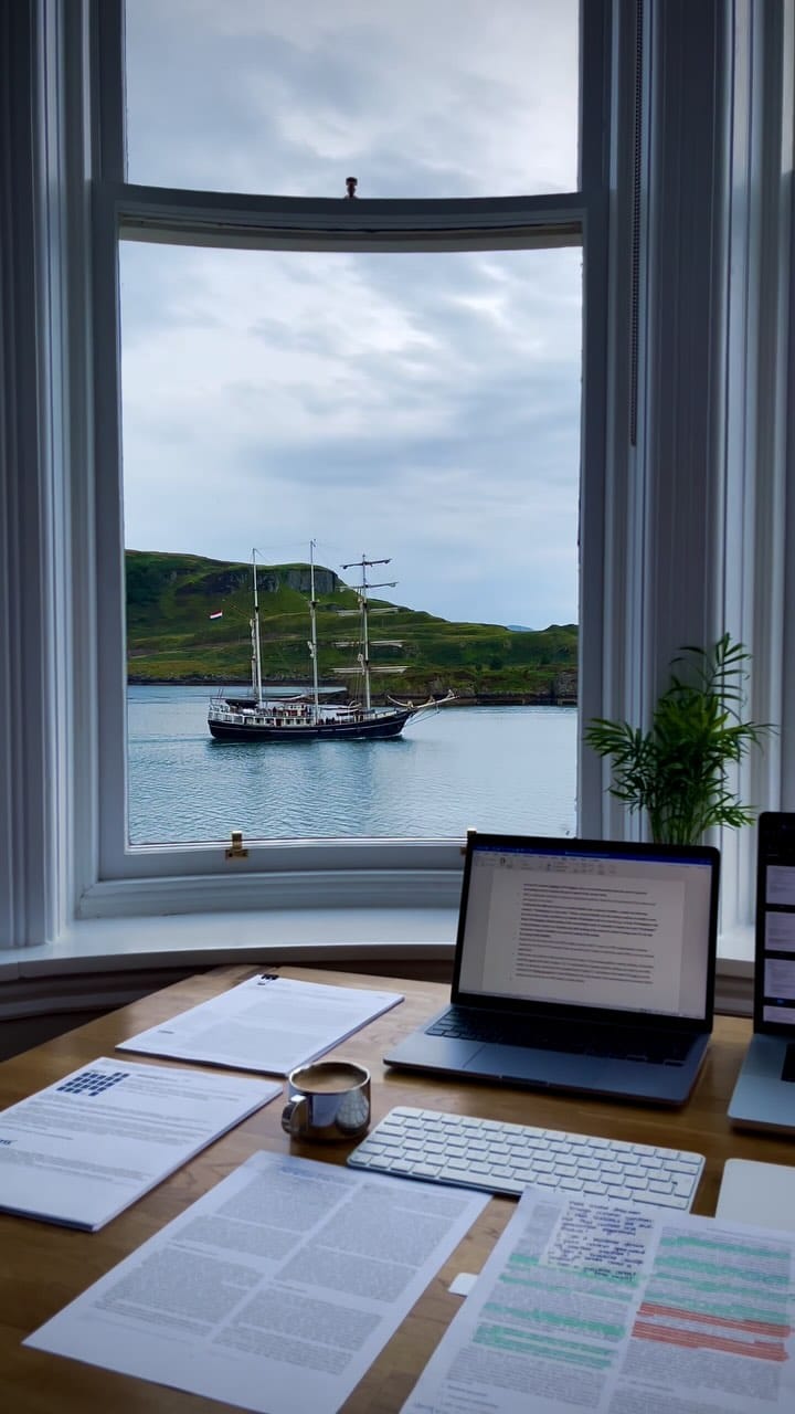 Post 10 by Merve | Data Scientist •AI Tech Tips •Productivity •Study on Instagram (video)