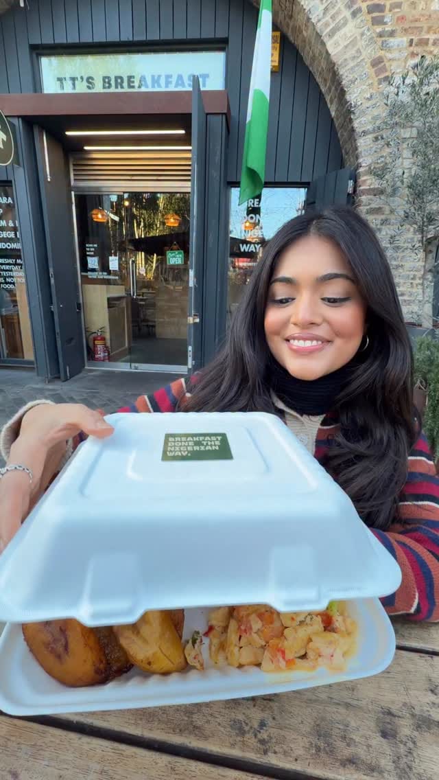 Post 4 by Fari🍚 | London Food and Travel Blogger on Instagram (video)