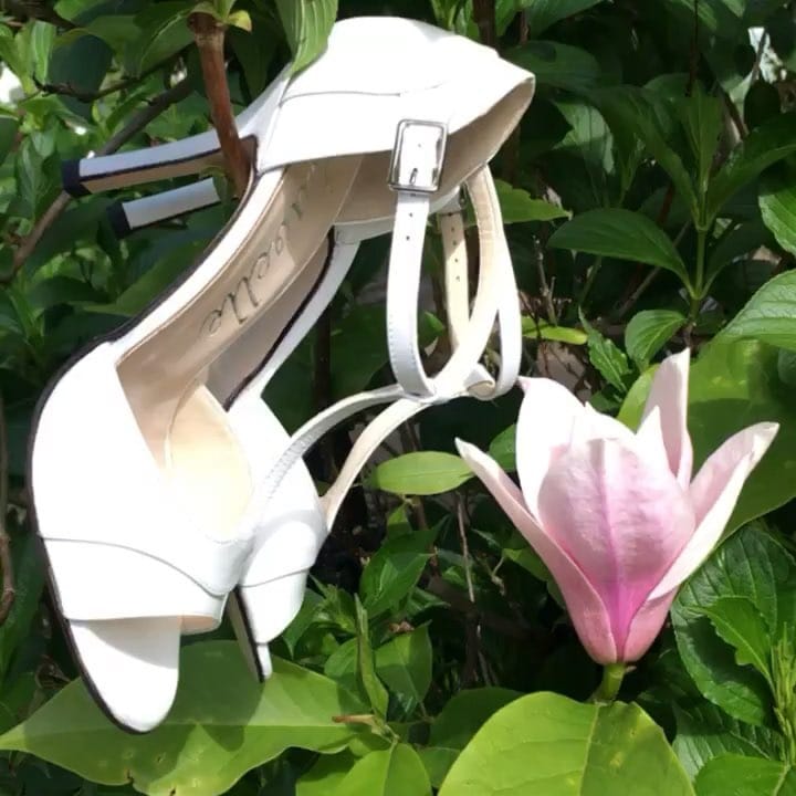 Post 10 by Natalia & her Noavelle Shoes on Instagram (video)