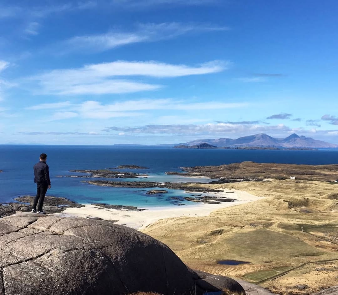Post 6 by David Blake on Instagram (image)