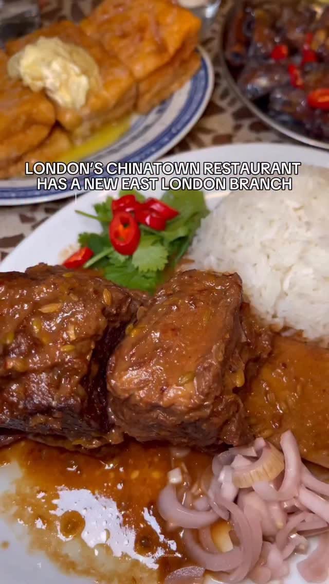 Post 2 by SASIKA Sanmugarajah | FOOD & TRAVEL 🧿 on Instagram (video)