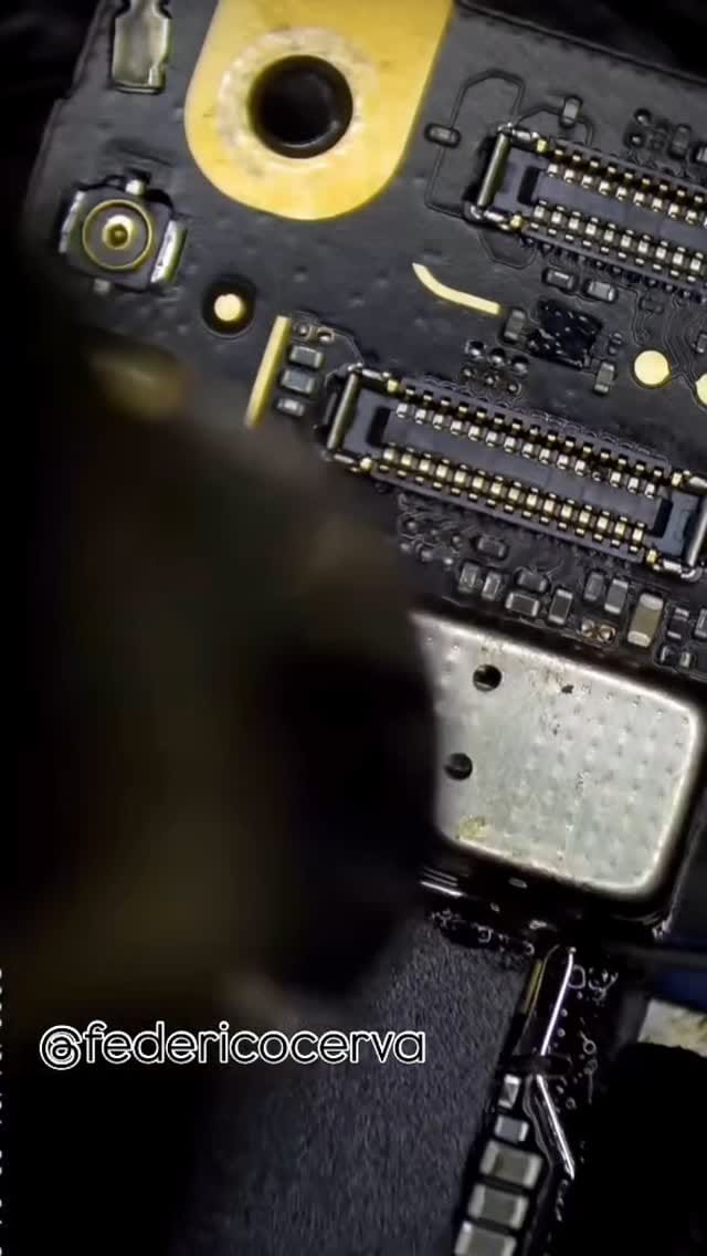 Post 3 by Rico Cerva on Instagram (video)