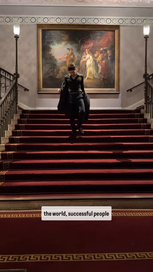 Post 4 by Rosen Georgiev on Instagram (video)