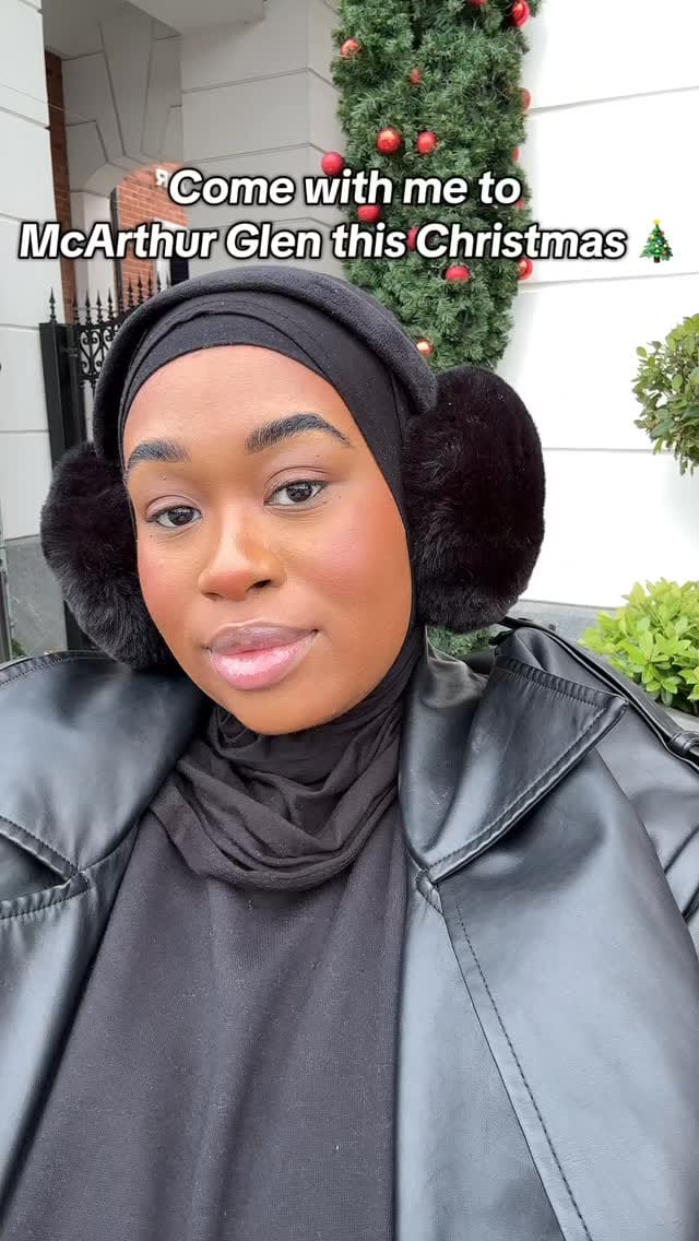 Post 10 by Becca Ali on Instagram (video)
