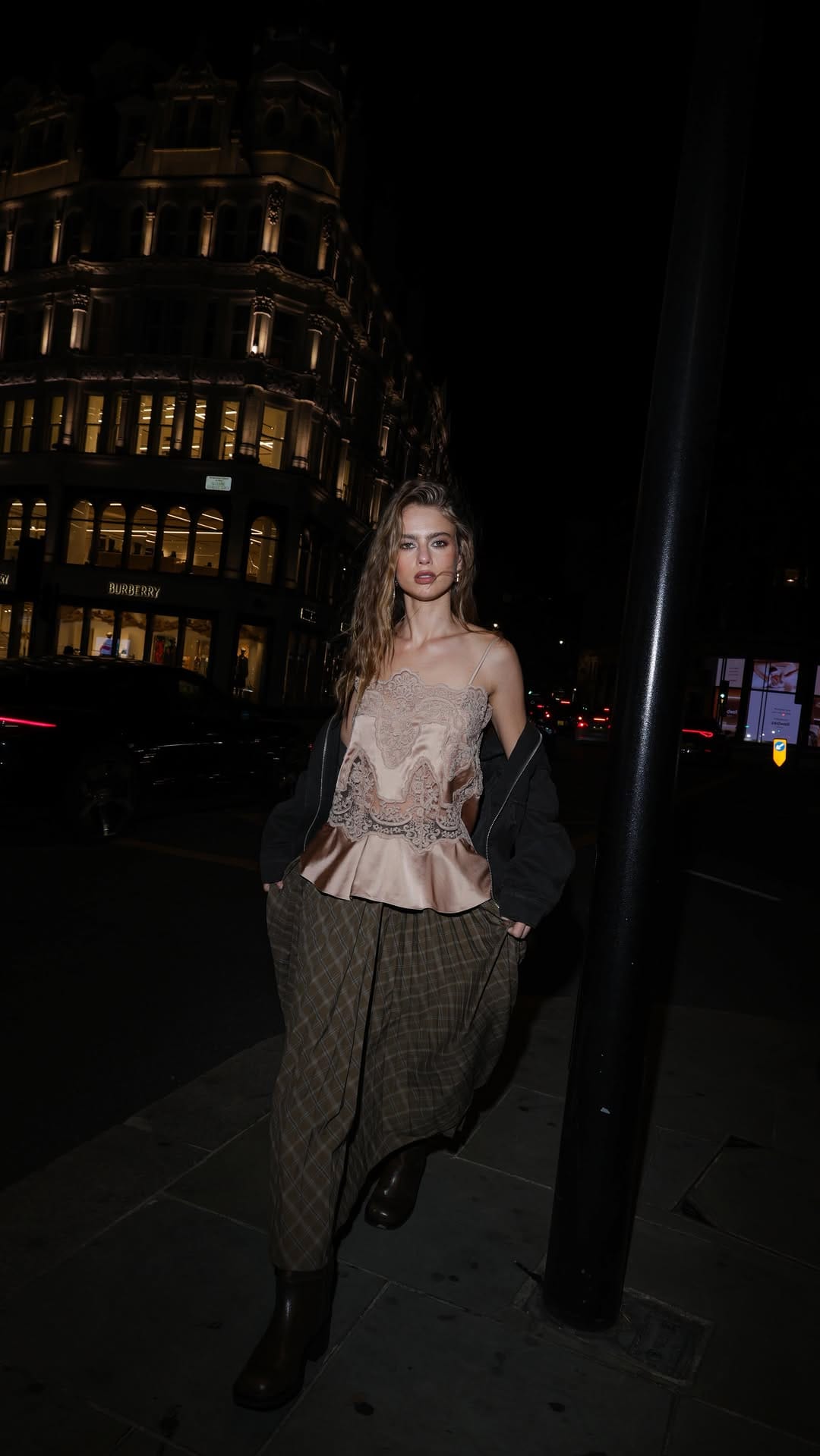 Post 5 by Camilla Sella on Instagram (video)