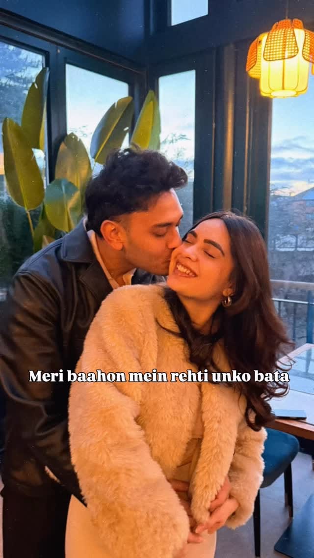 Post 4 by Neha Geed Dixit on Instagram (video)
