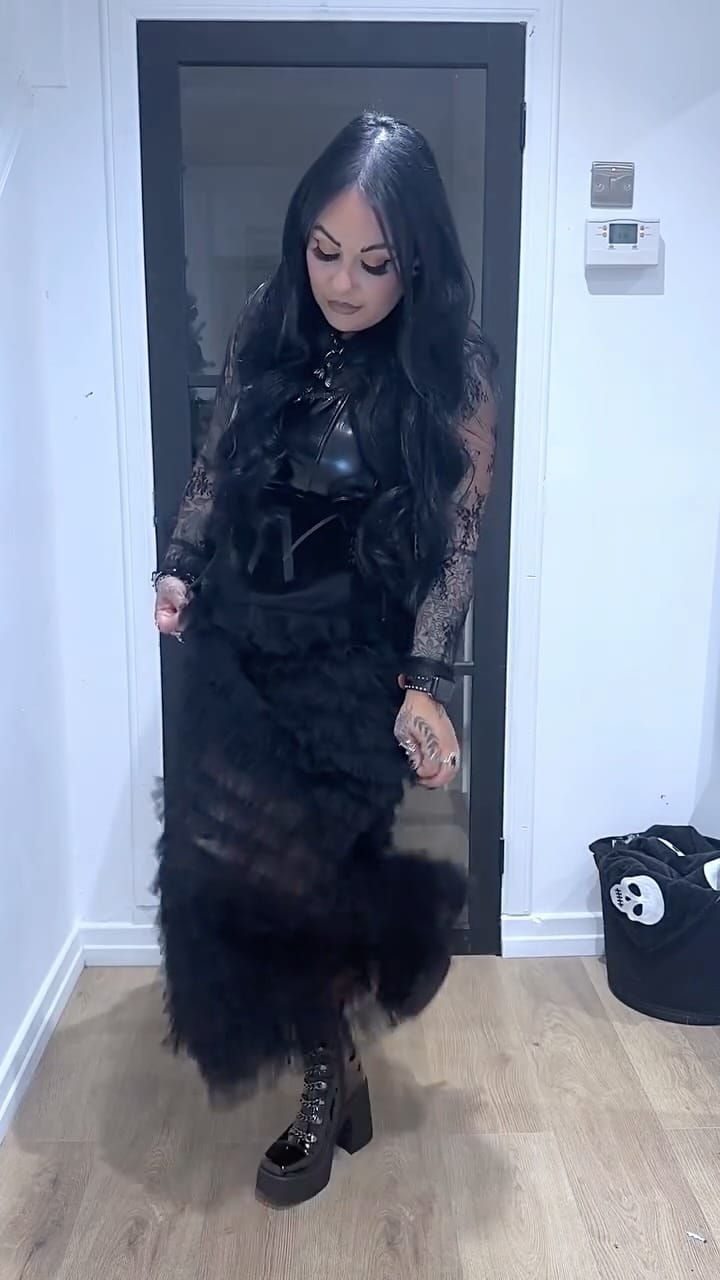 Post 2 by Vicki Somerville on Instagram (video)