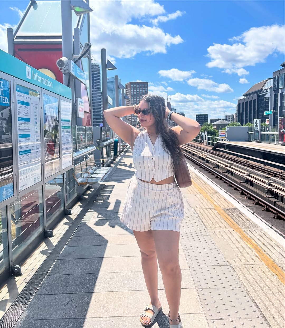 Post 10 by Vidhi Saroha on Instagram (carousel)